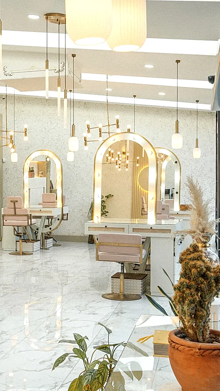 Saç & Makyaj Stüdyosu
